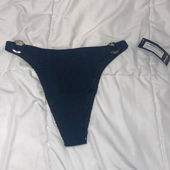 Black High-Leg Bikini Bottoms - Picture 1 of 2